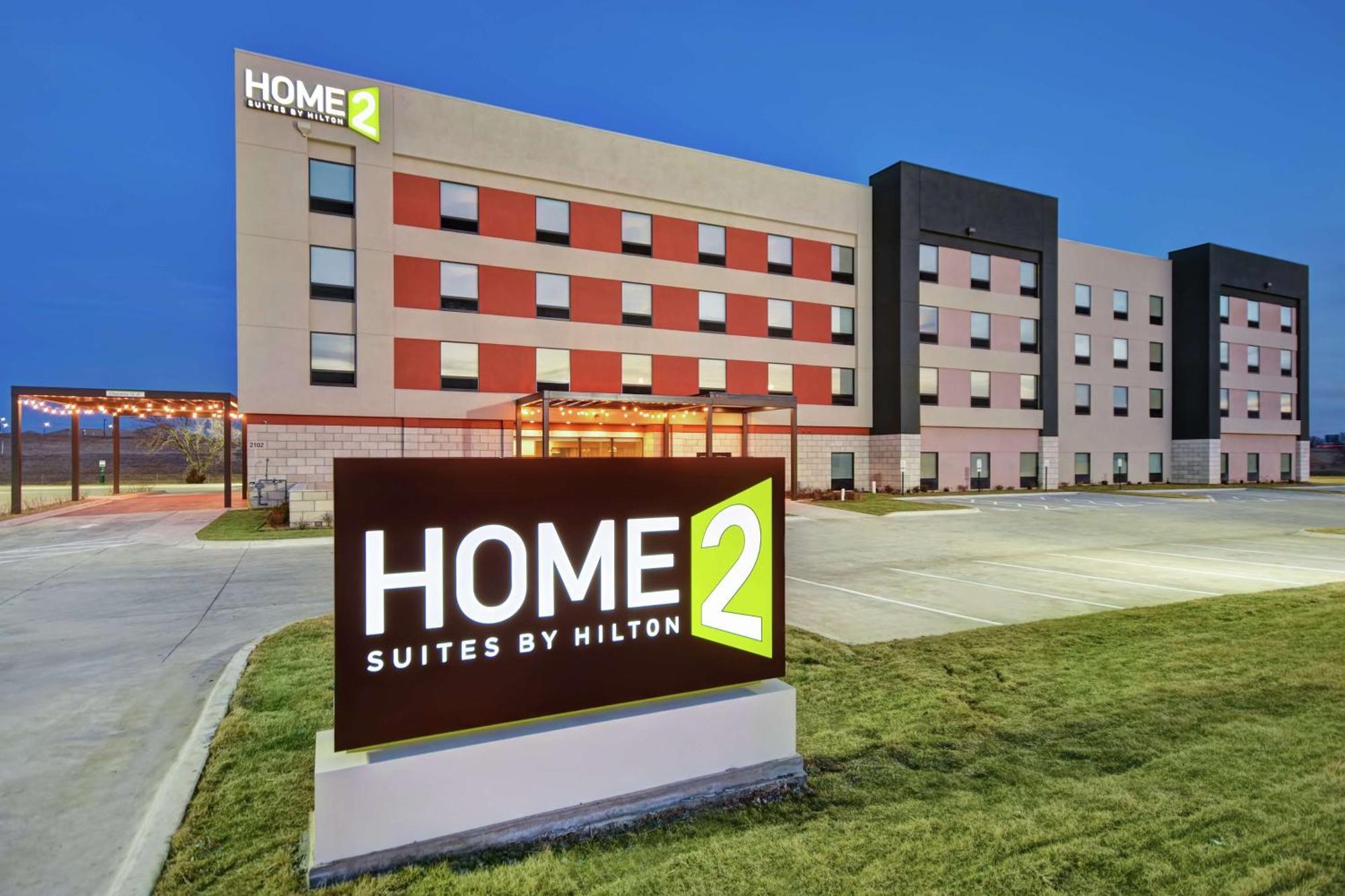 Home2 Suites By Hilton Wichita Northeast מראה חיצוני תמונה